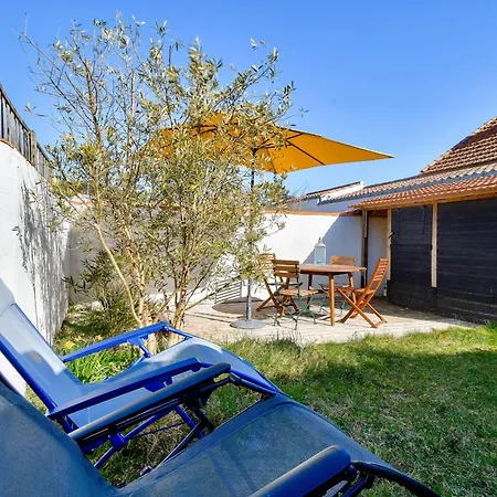 度假居 Maison Pour 4 Avec Jardin Et Terrasse - 500m