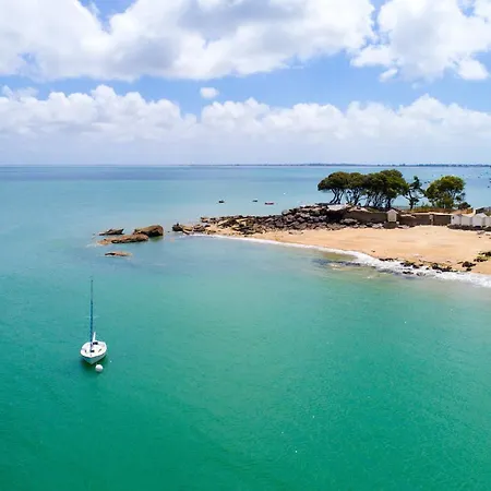 Maison Pour 4 Avec Jardin Et Terrasse - 500m 度假居 *
