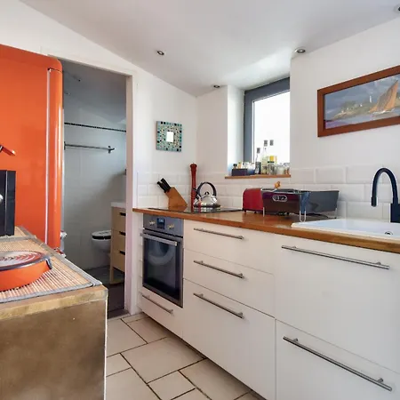 Maison Pour 4 Avec Jardin Et Terrasse - 500m بيت للعطل *