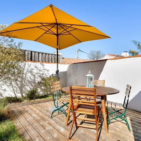 Maison Pour 4 Avec Jardin Et Terrasse - 500m Barbatre