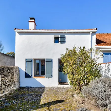 Maison Pour 4 Avec Jardin Et Terrasse - 500m * Barbâtre
